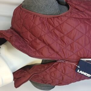 Lands End women's deep red zip quilted vest. NWT. Large